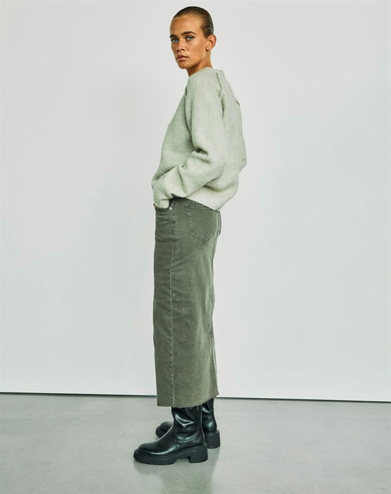 Andrea WBL Cropped Strik 